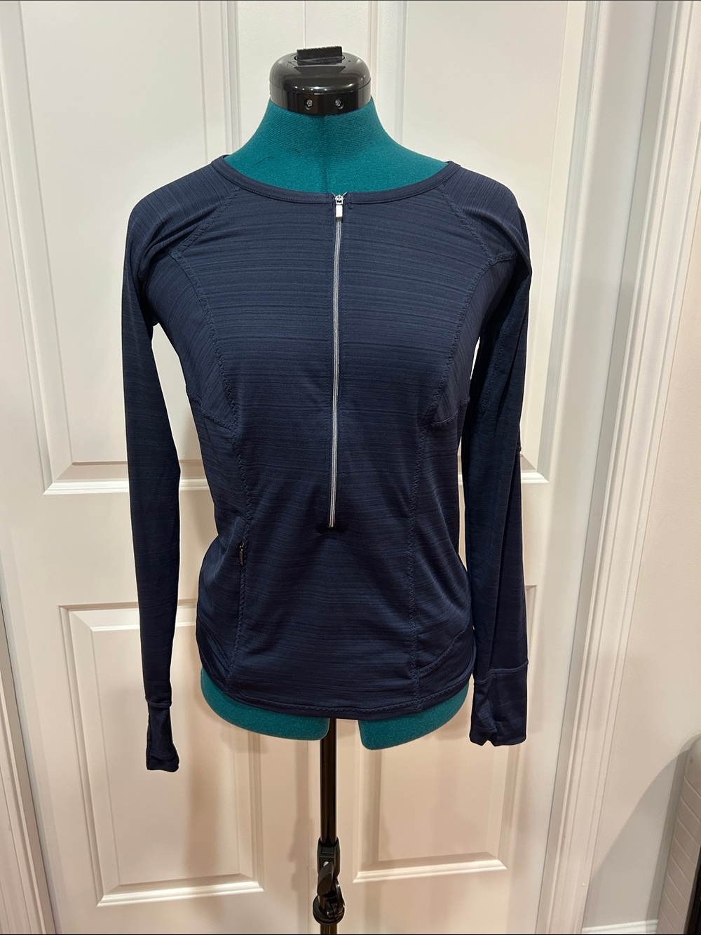 Athleta Rash Guard - Small